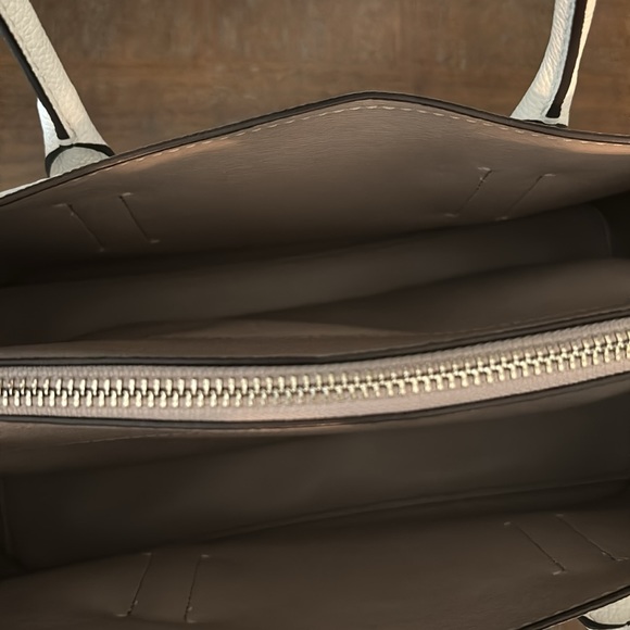 Authentic Kate Spade purse - Picture 2 of 7